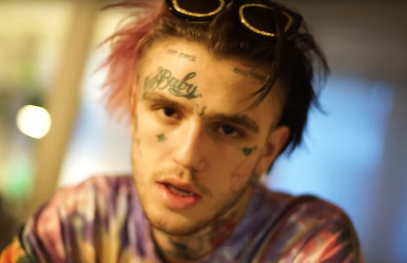 16 lines. Lil Peep 16 lines. Лил пип прическа. Lil Peep 16 lines прическа. Лил пип Сикстин Лайнс.